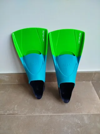 Aletas de natación tallas 32, 39 y 42