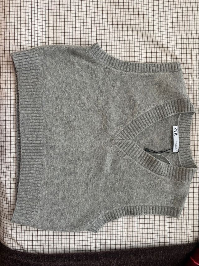 Chaleco Zara Gris talla S