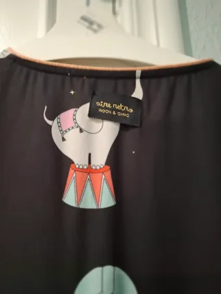 Vestido Negro Estilo Retro