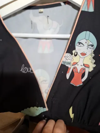 Vestido Negro Estilo Retro