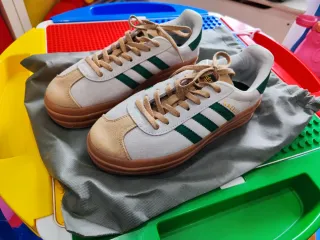 Adidas Gazelle Beige/Verde Plataforma