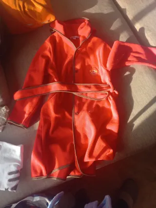 Bata polar roja 10 años