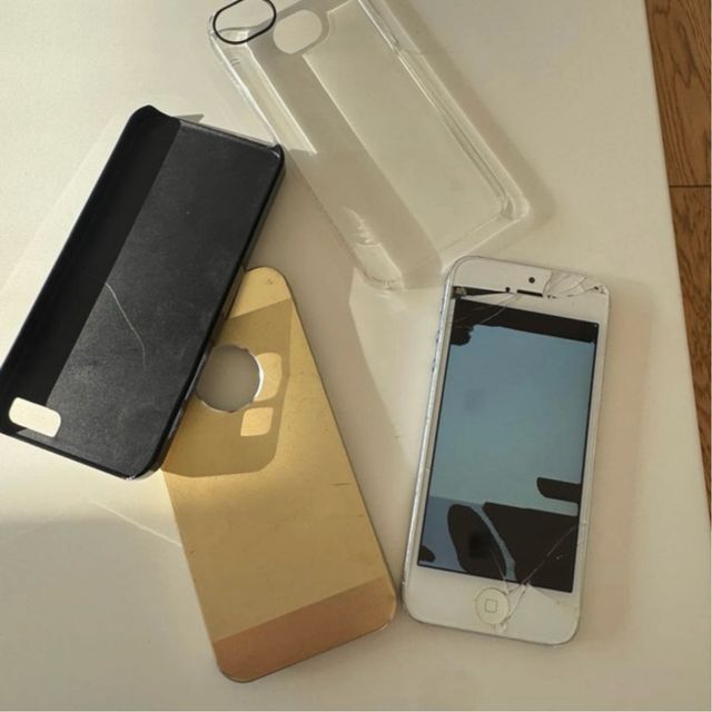 iPhone 5 con custodie rotto