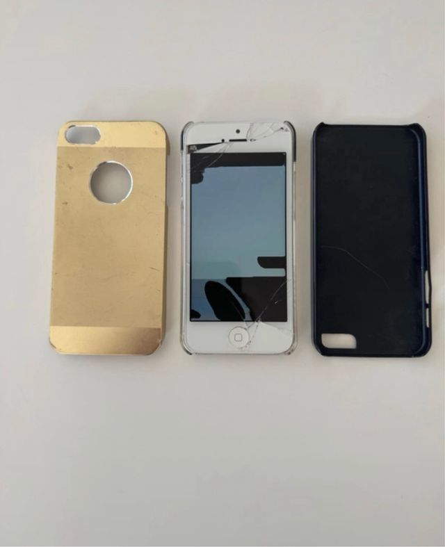 iPhone 5 con custodie rotto