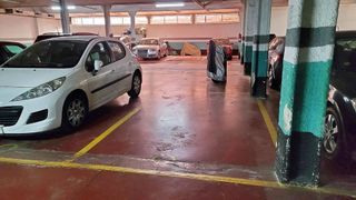 Garaje en venta en Ca n'Aurell en Terrassa