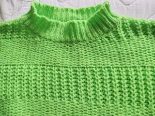 Jersey verde brillante crop top