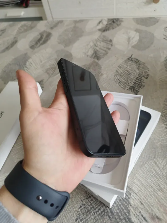 iPhone 16e 128GB Negro Nuevo