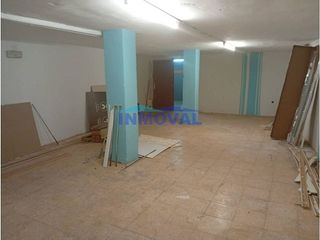 Local comercial en alquiler en Valdepeñas