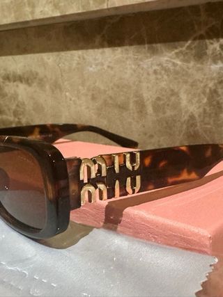 Gafas de sol Miu Miu marrones