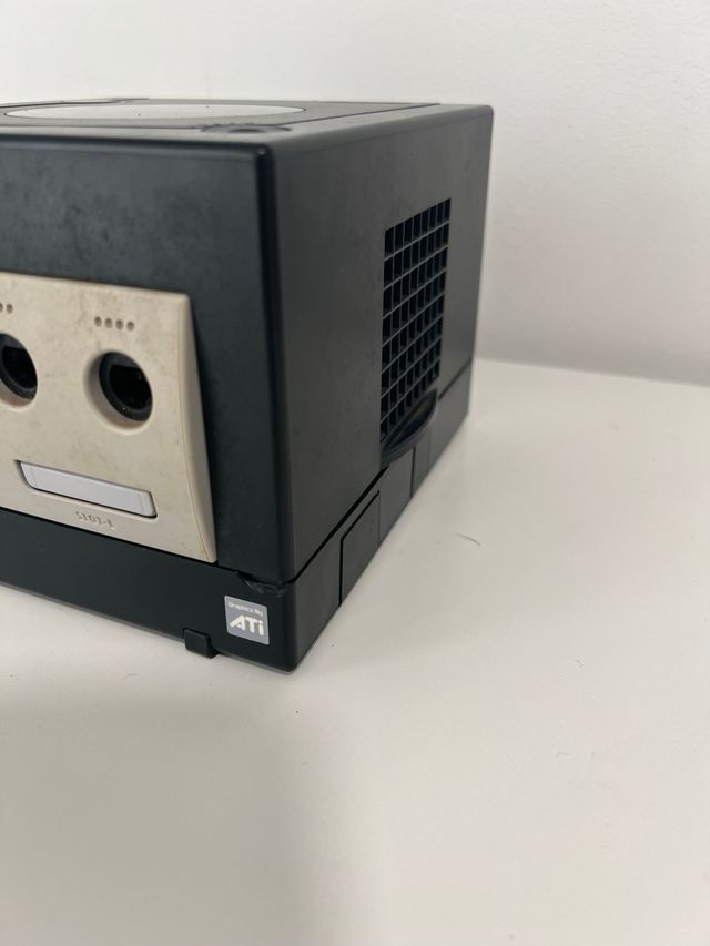 LEER Nintendo GameCube Negro “rota”