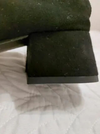 Zapatos Bimba y Lola Negros Tacón Cuadrado