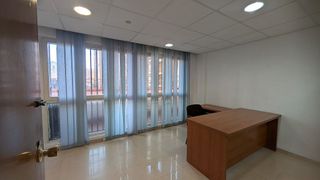 Oficina en alquiler en Nou Eixample Sud en Tarragona