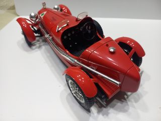 Bburago Alfa Romeo 2300 Monza 1/18