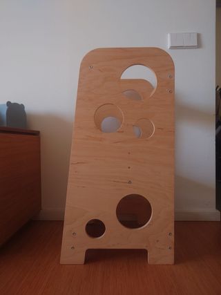 Torre di apprendimento Montessori in legno