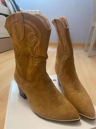 Botas cowboy ante beige