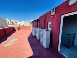 Edificio en venta en Albatera