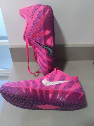 Zapatillas Baloncesto Nike Rosa/Morado