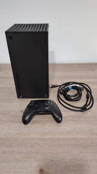 Xbox Series X + Mando y Juegos