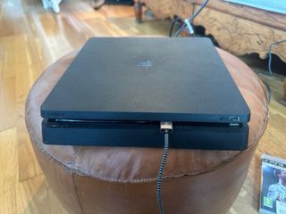 Ps4 Slim 500 GB + 3 Mandos + 5 Juegos