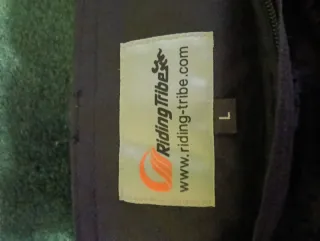 Pantalón moto negro con protecciones