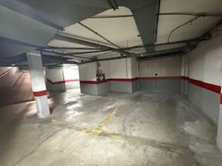 Local comercial en venta en Reyes Católicos en Alcalá de Henares