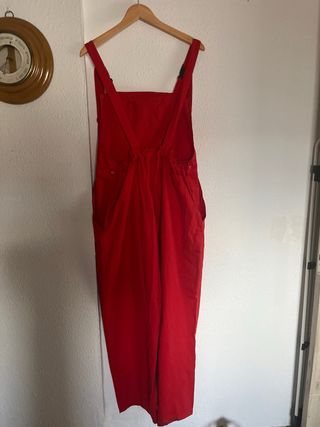 Peto de trabajo rojo