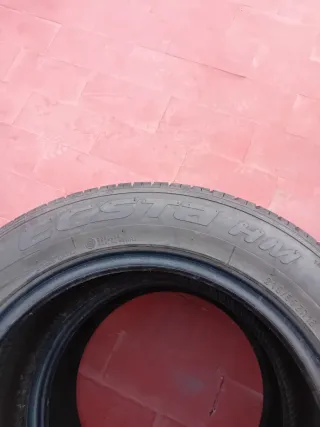 Neumáticos Kumho 215/55 R16 93W
