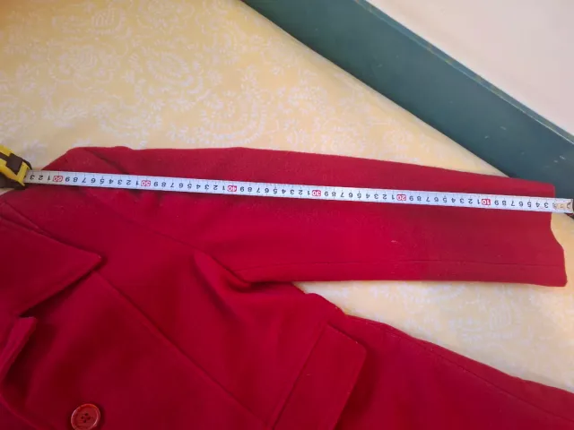 Abrigo rojo Atame Talla 38