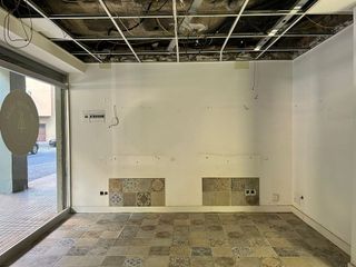 Local comercial en venta en Santa Eugènia en Girona