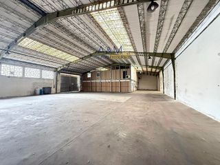 Nave industrial en venta en Arcas Reales - Pinar del Jalón en Valladolid