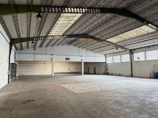 Nave industrial en venta en Arcas Reales - Pinar del Jalón en Valladolid