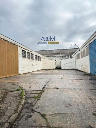 Nave industrial en venta en Arcas Reales - Pinar del Jalón en Valladolid
