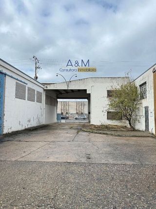 Nave industrial en venta en Arcas Reales - Pinar del Jalón en Valladolid