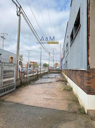 Nave industrial en venta en Arcas Reales - Pinar del Jalón en Valladolid