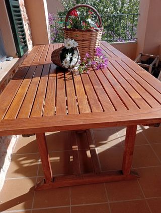 Mesa,( autèntica TEKA artesana )