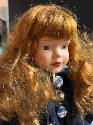 Muñeca porcelana antigua