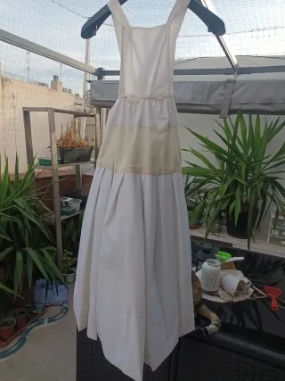 Cancán enagua de niña blanco y beige