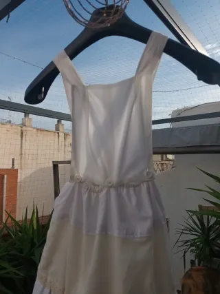 Cancán enagua de niña blanco y beige