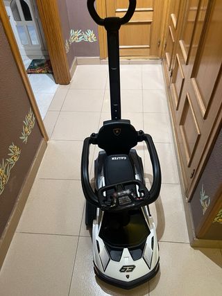 2 Correpasillos Lamborghini  y moto Nuevos sin uso