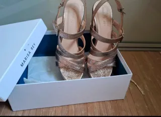 Sandalias Marisa Rey Doradas Talla 39