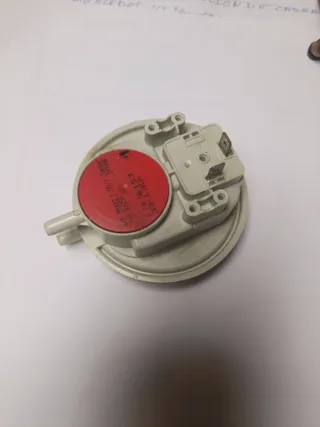 Presostato Caldera Gas favor saunier