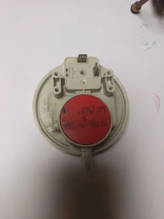 Presostato Caldera Gas favor saunier