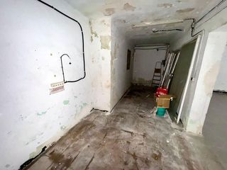 Local comercial en venta en Montcada Centre - La Ribera en Montcada i Reixac