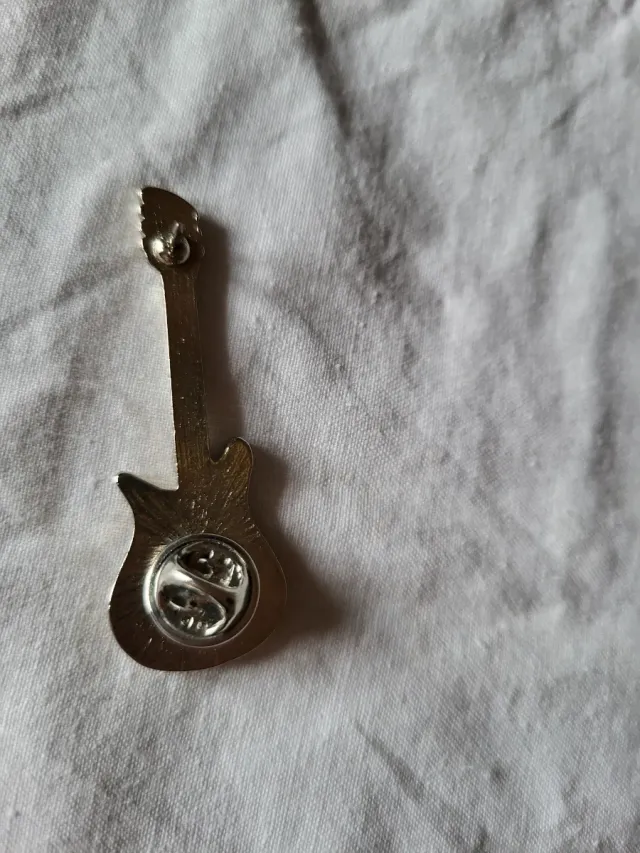 Pin Rickenbacker Guitarra