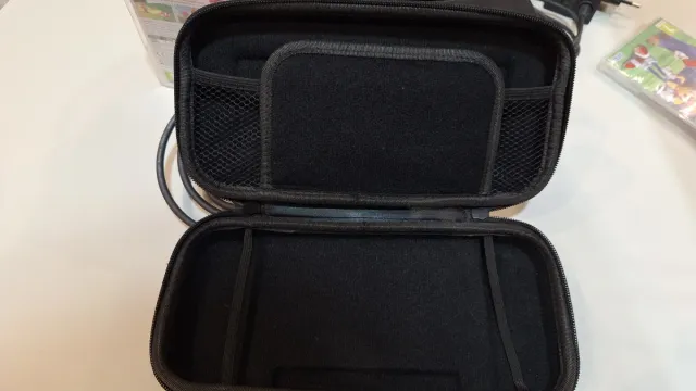 Nintendo Switch + Juegos y Accesorios