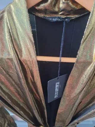 Abrigo fiesta dorado talla única