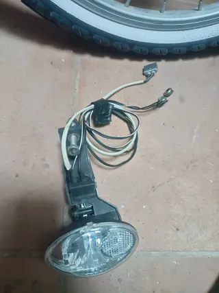 Rueda bici niño con dinamo y luz