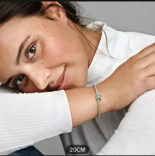 Pulsera Pandora Moments Plata talla 2