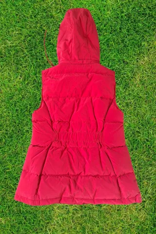 Colete Crew Clothing com capuz removível vermelho