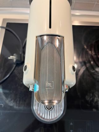 Cafetera Nespresso DeLonghi